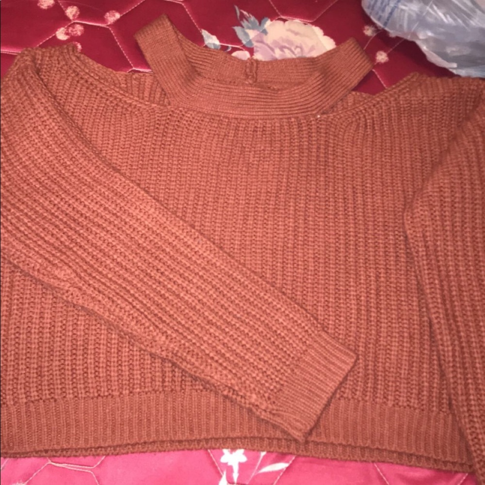 crop top sweater